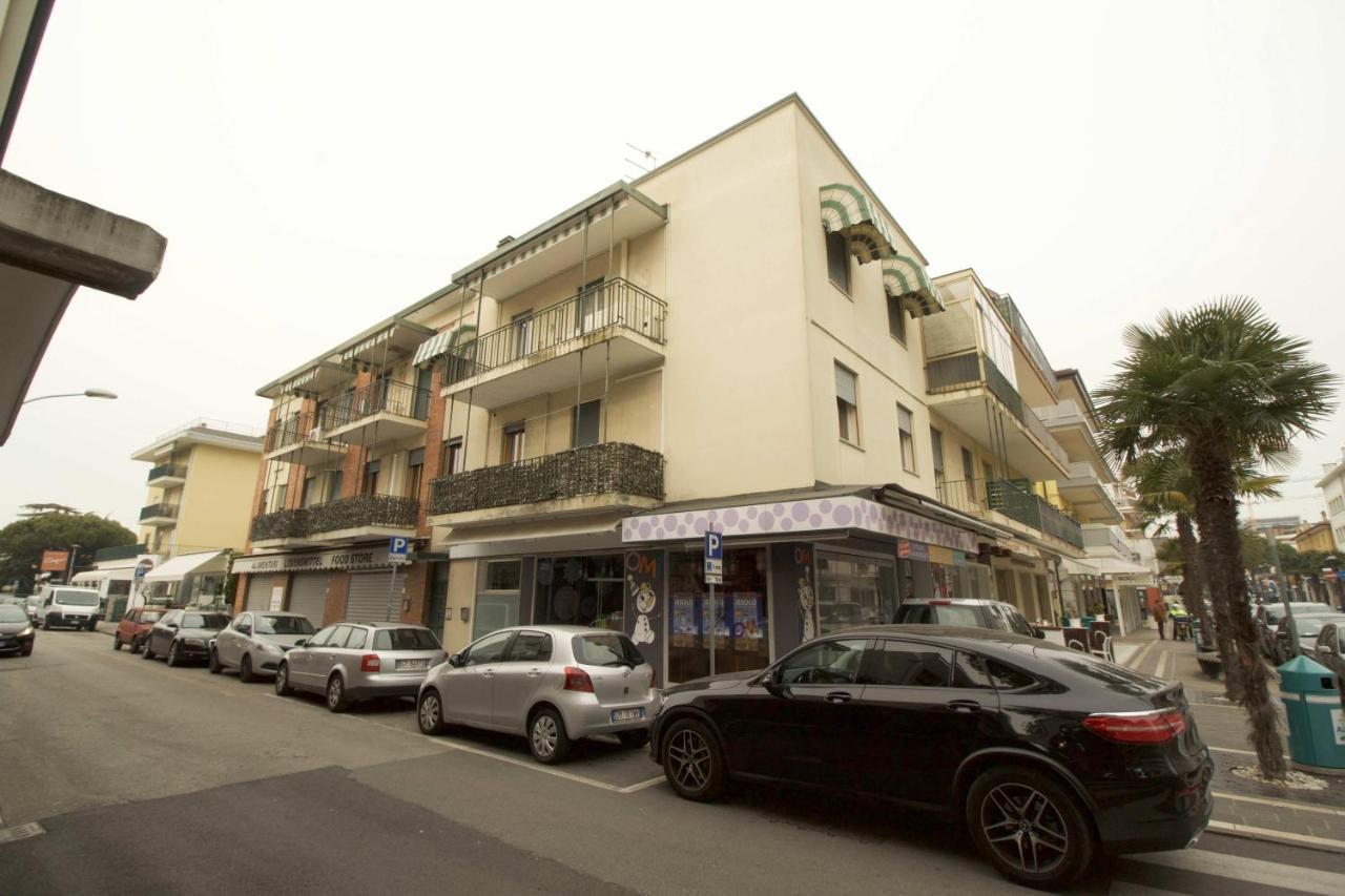 Condominio Sirene Lido di Jesolo Luaran gambar